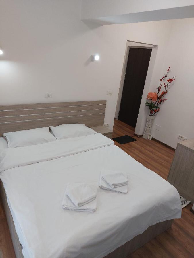 Hotel Babilon บูคาเรสต์ ภายนอก รูปภาพ
