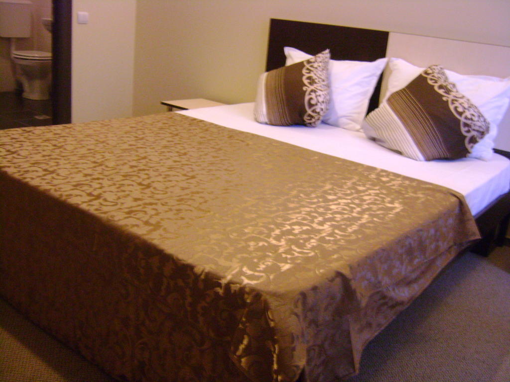 Hotel Babilon บูคาเรสต์ ห้อง รูปภาพ