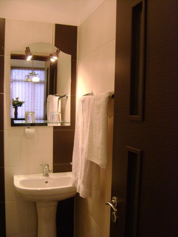 Hotel Babilon บูคาเรสต์ ภายนอก รูปภาพ